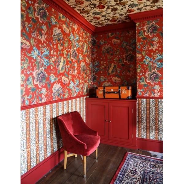 Must-Reads: A Beginner's Rug Guide + Anything-But-Boring Home Tours