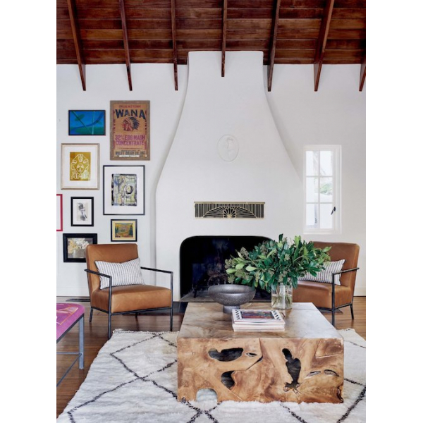 Must-Reads: Building a Home 101 & Stylish Texas Dining Establishments