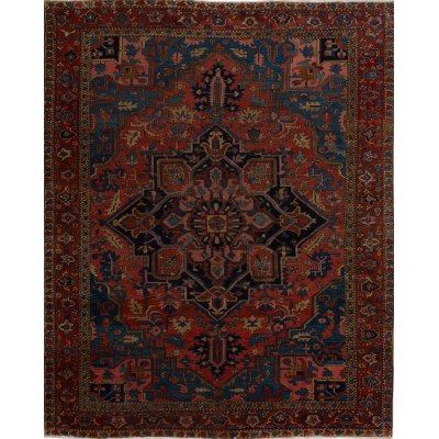  Antique Persian Serapi Rug